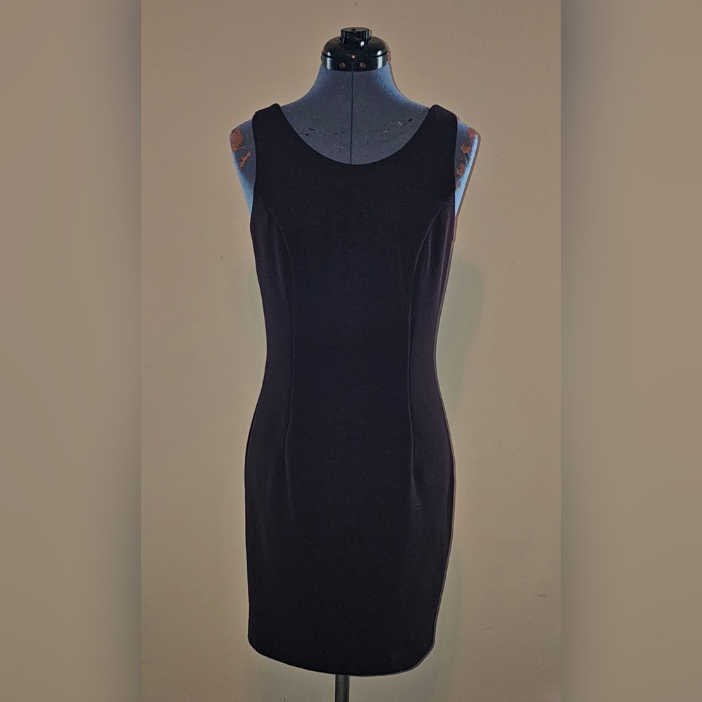 JOSEPH RIBKOFF Maroon Sleeveless Sheath Dress